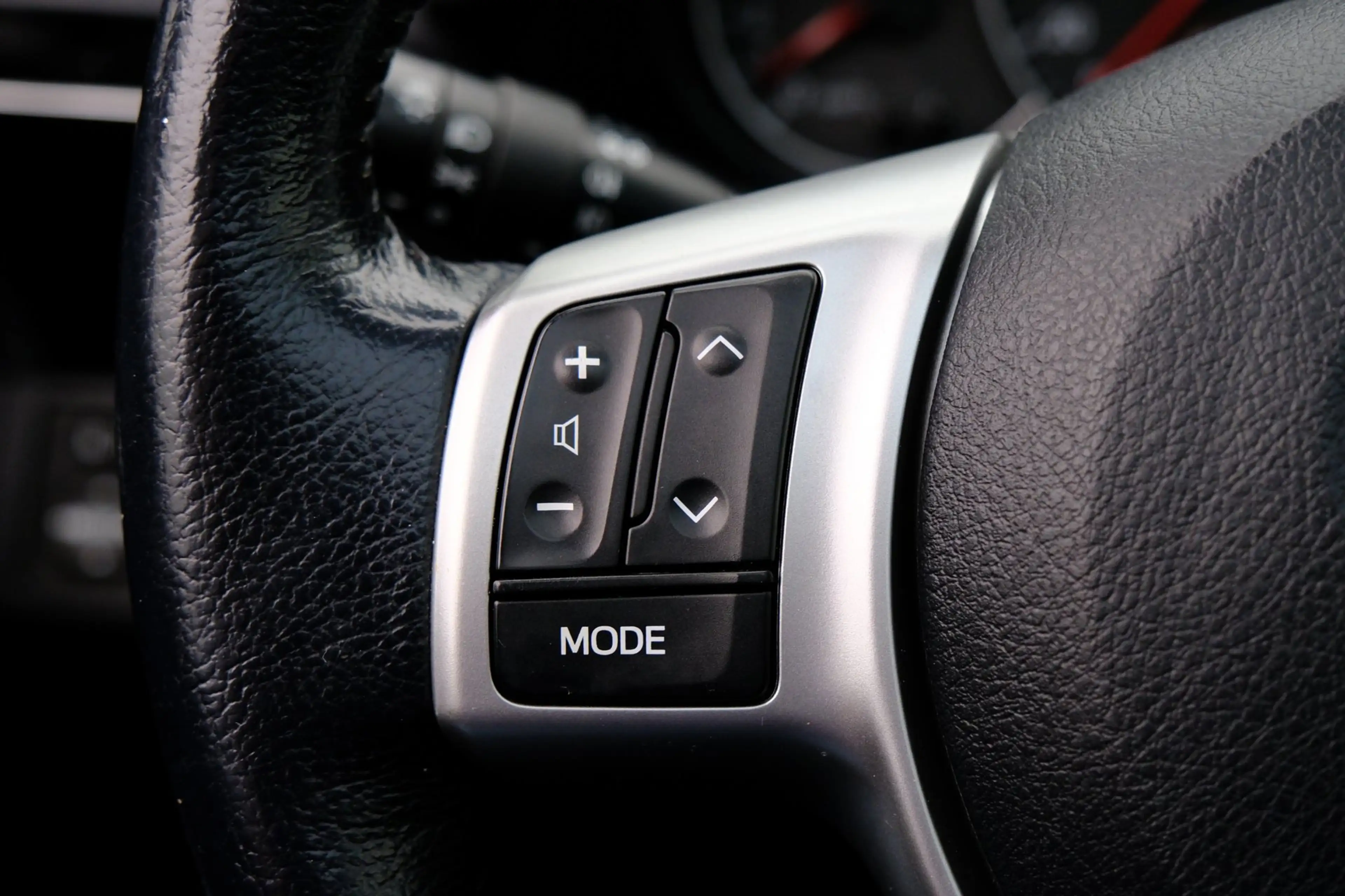 Toyota Verso-S 1.3 VVT-i Aspiration Pano|Navi|Clima|Cam|LMV — photo 25