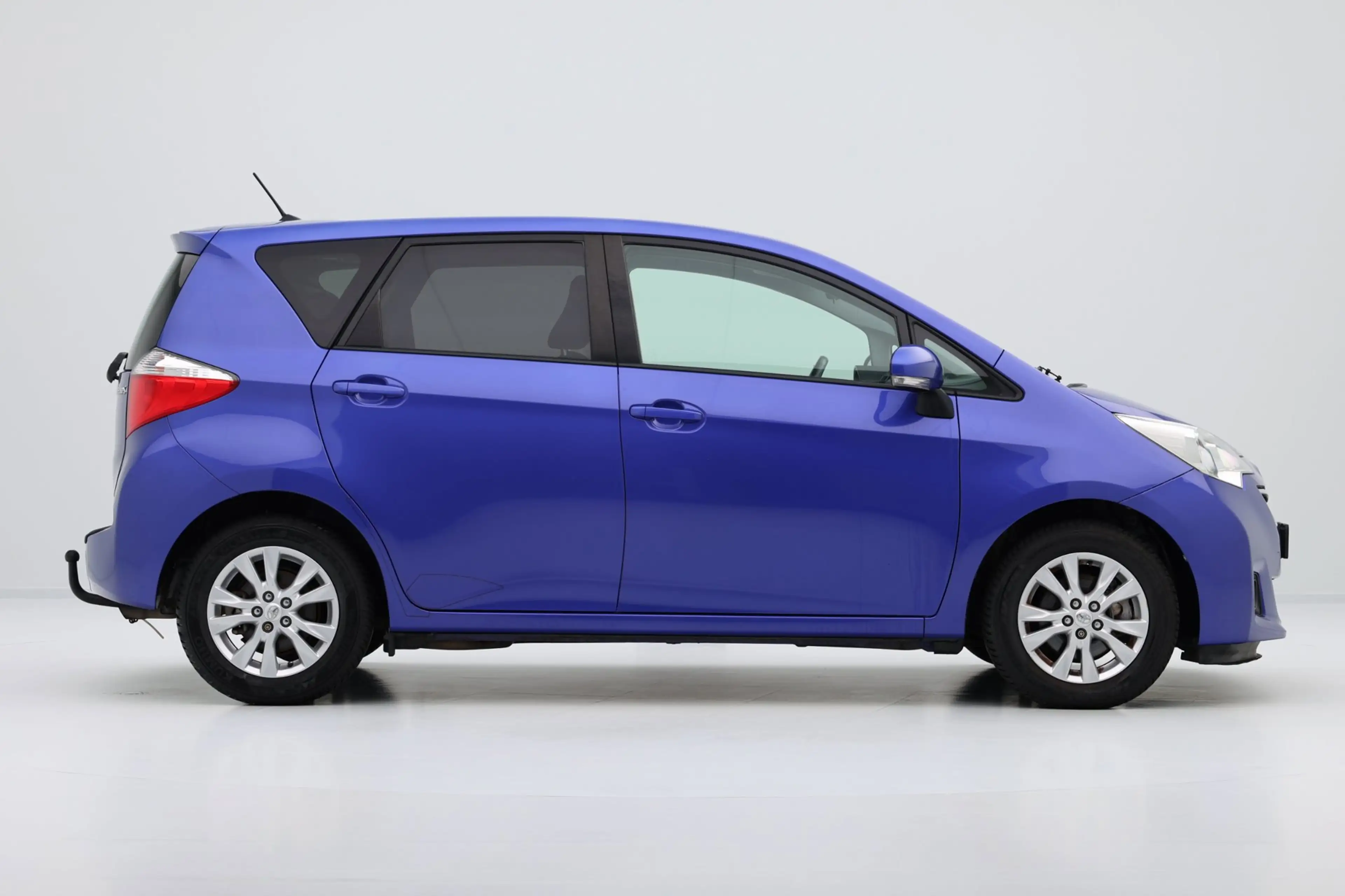 Toyota Verso-S 1.3 VVT-i Aspiration Pano|Navi|Clima|Cam|LMV — photo 30