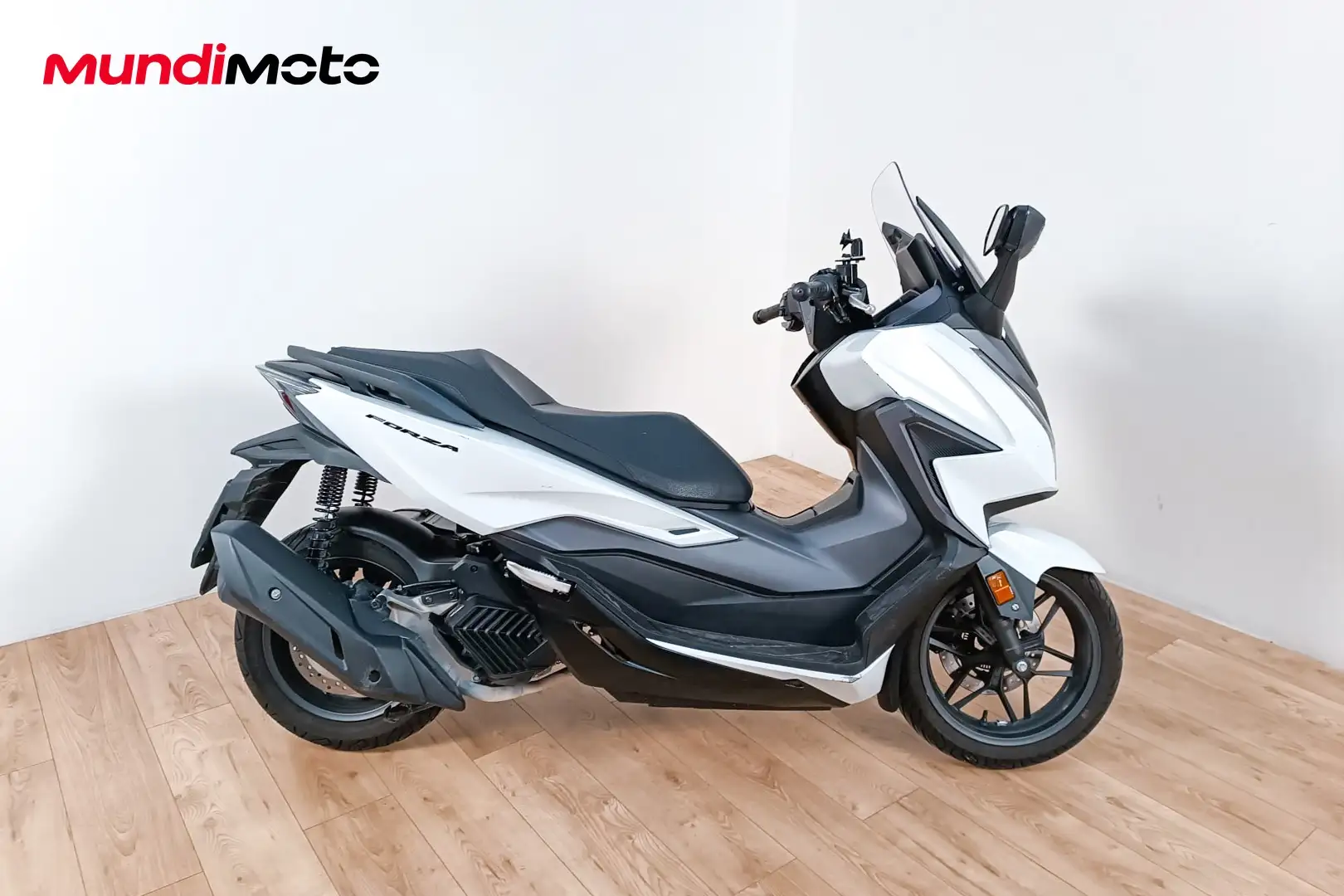 Honda Forza 125 - 1