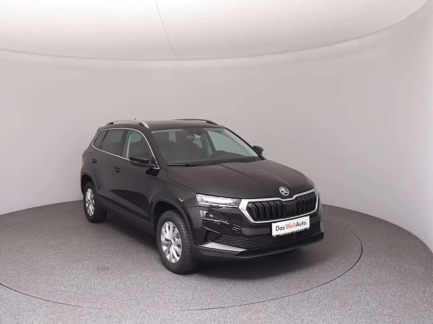 Skoda Karoq Selection TSI Schwarz - 2