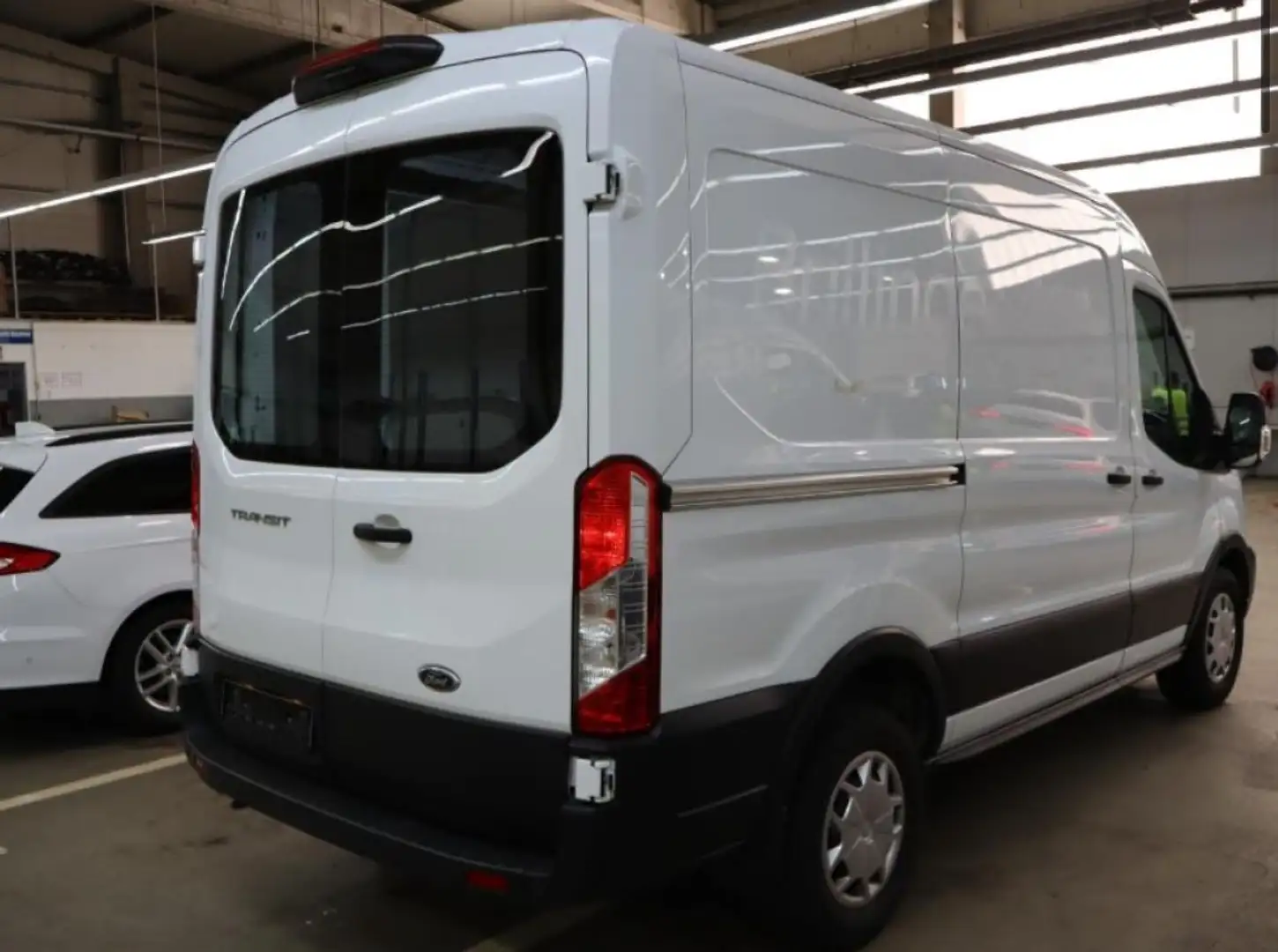 Ford Transit 350 L2H2 AUTOMATIK KLIMA NAVI SHZ TEMPOM Bianco - 2