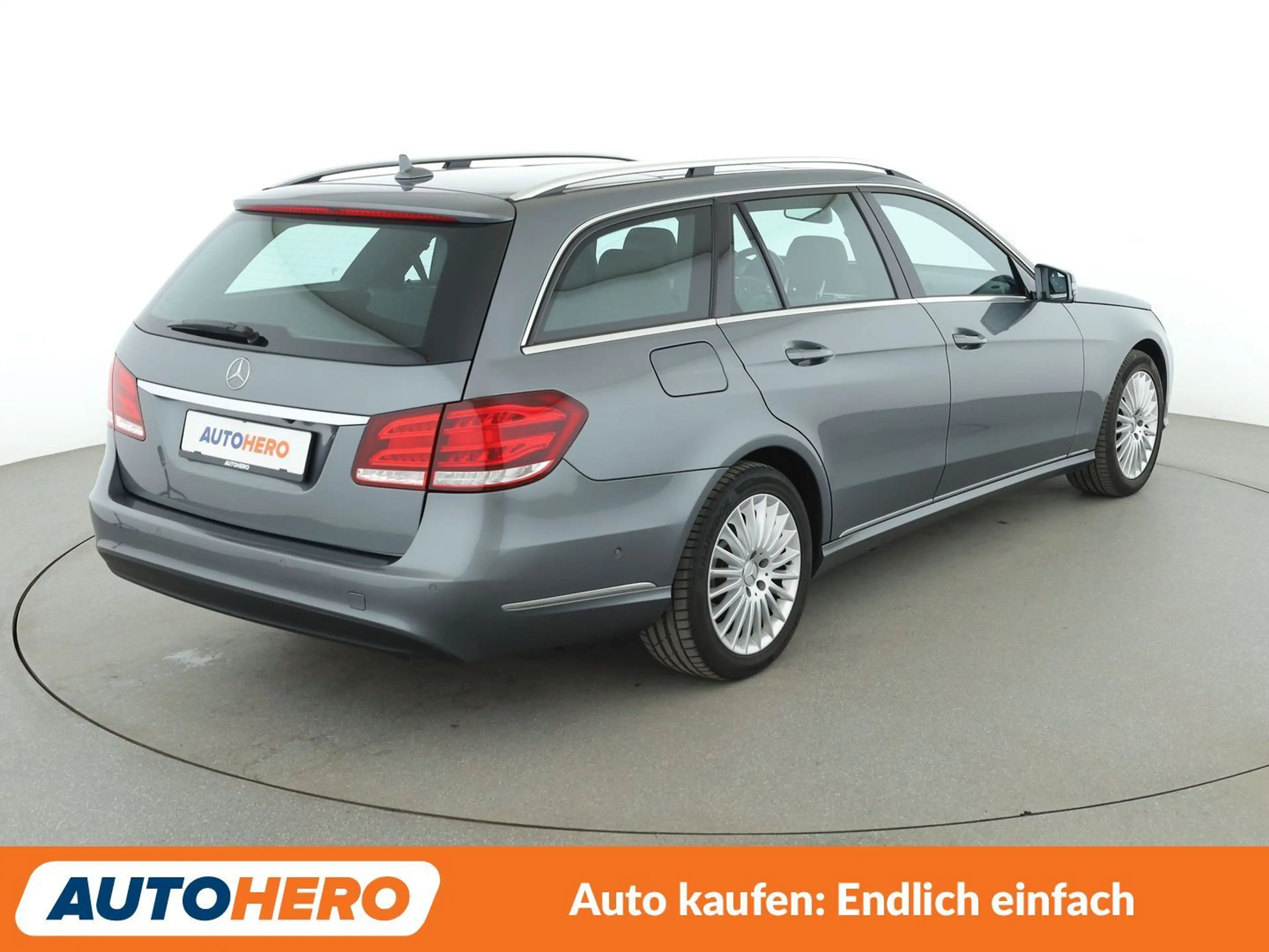 Mercedes-Benz E 250 T BlueEfficiency Elegance Aut.*LED*NAVI*TEMPO*CAM* — photo 6