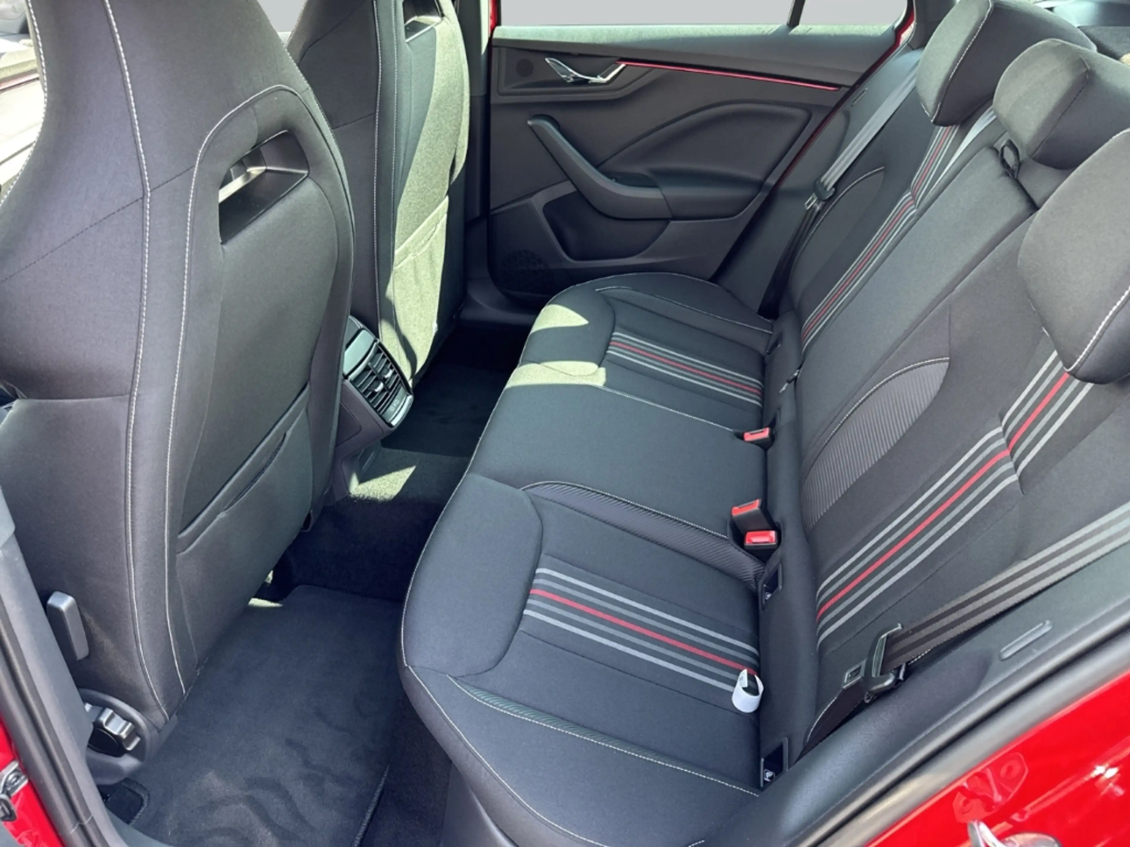 Skoda Kamiq Monte Carlo 1,5 TSI 110 kW 7-Gang-DSG Sportpaket A — photo 12