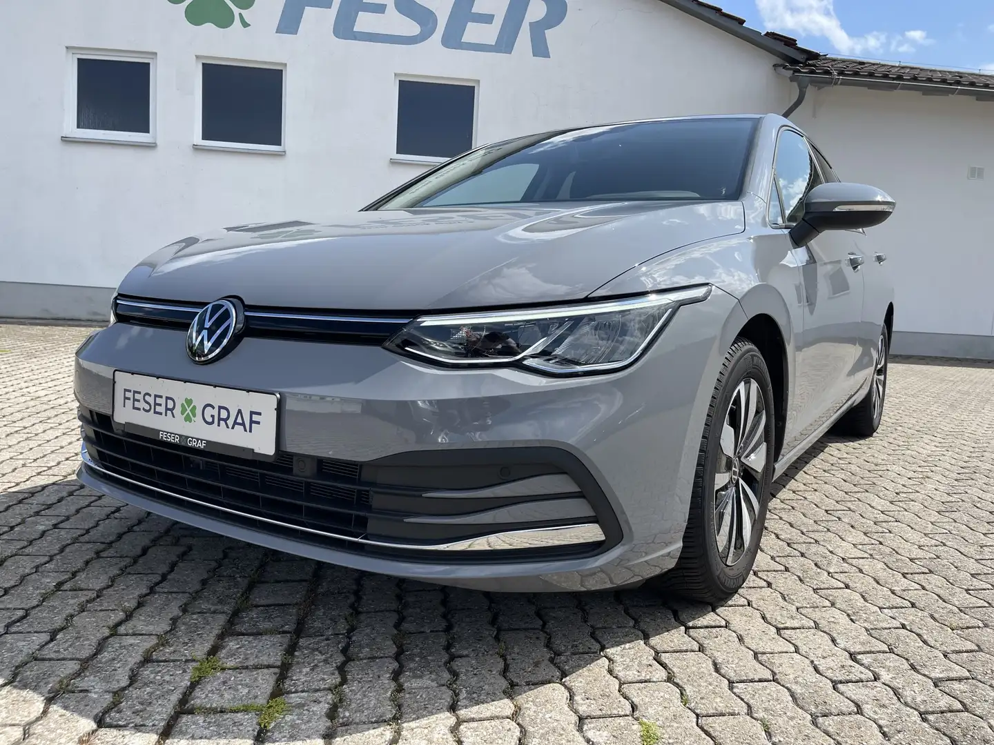 Volkswagen Golf MOVE 1.5 TSI APP KAMERA NAVI SHZ Grau - 2