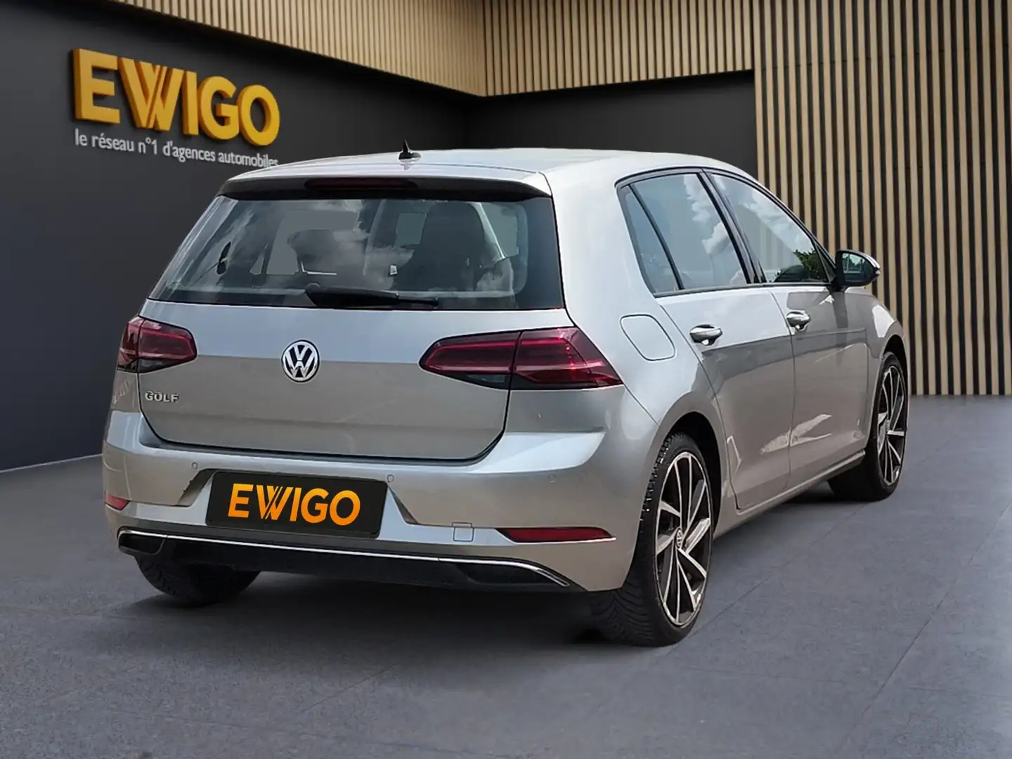 Volkswagen Golf 2.0 TDI 150ch BLUEMOTION CONFORT LINE DSG7 - 2