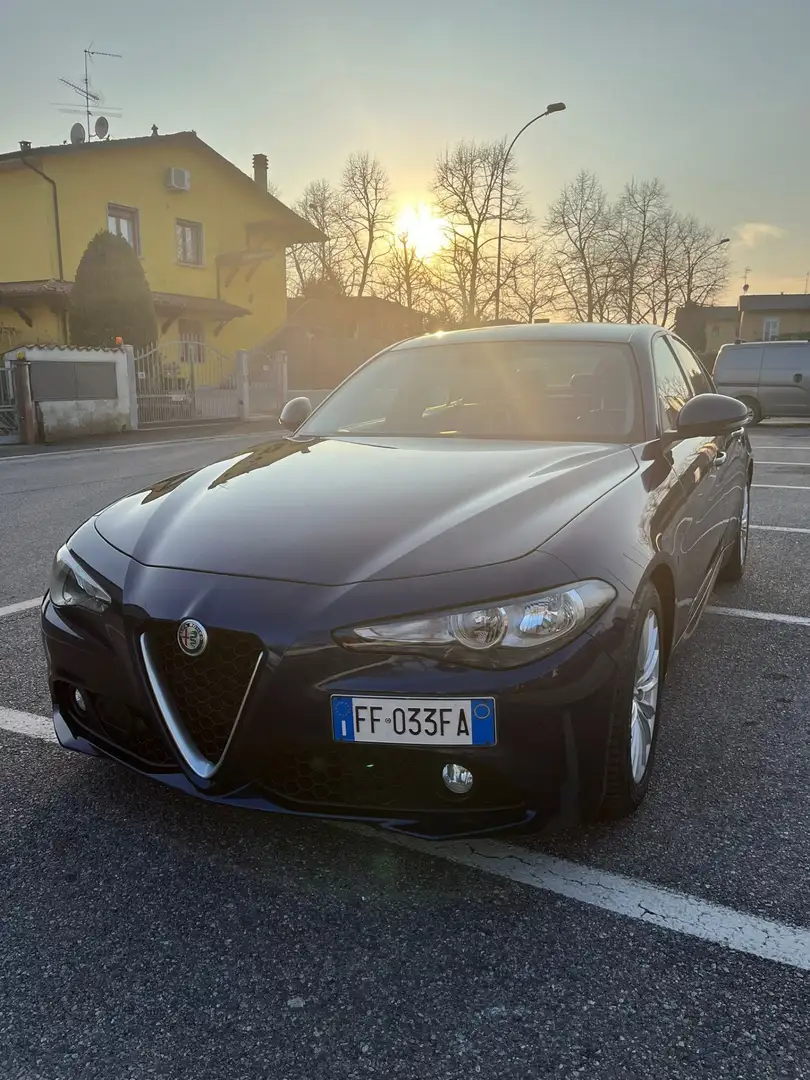 Alfa Romeo Giulia 2.2 t Business Launch Edition 150cv - 2