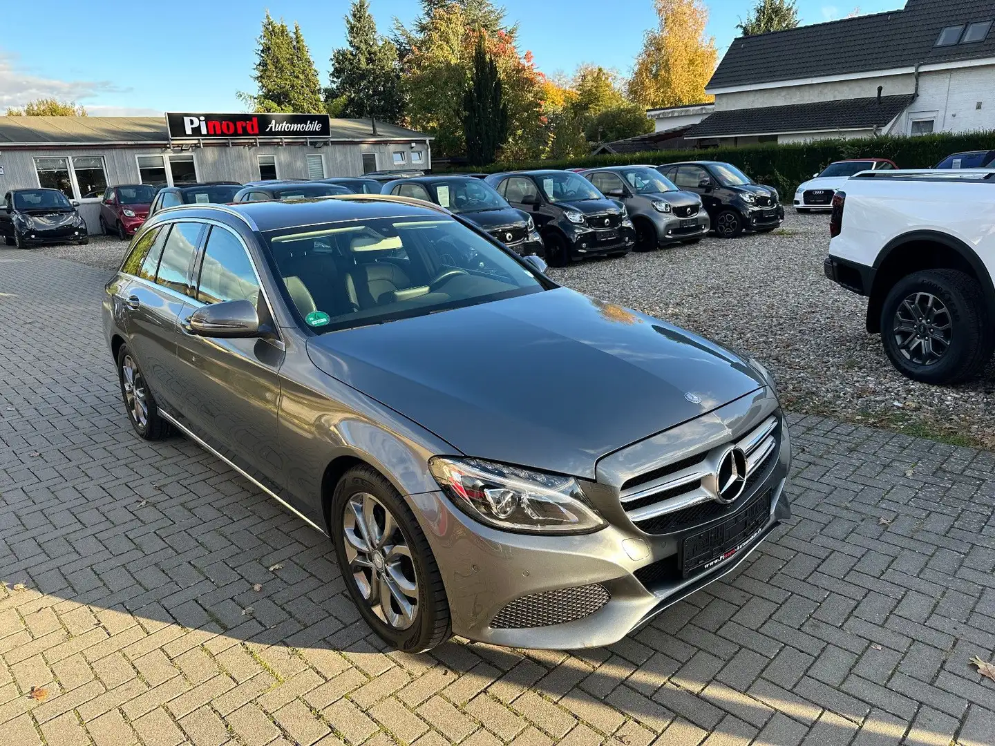 Mercedes-Benz C 180 T CGI Avantgarde LED-NAVI-S.HEIZ-ALU Grau - 1