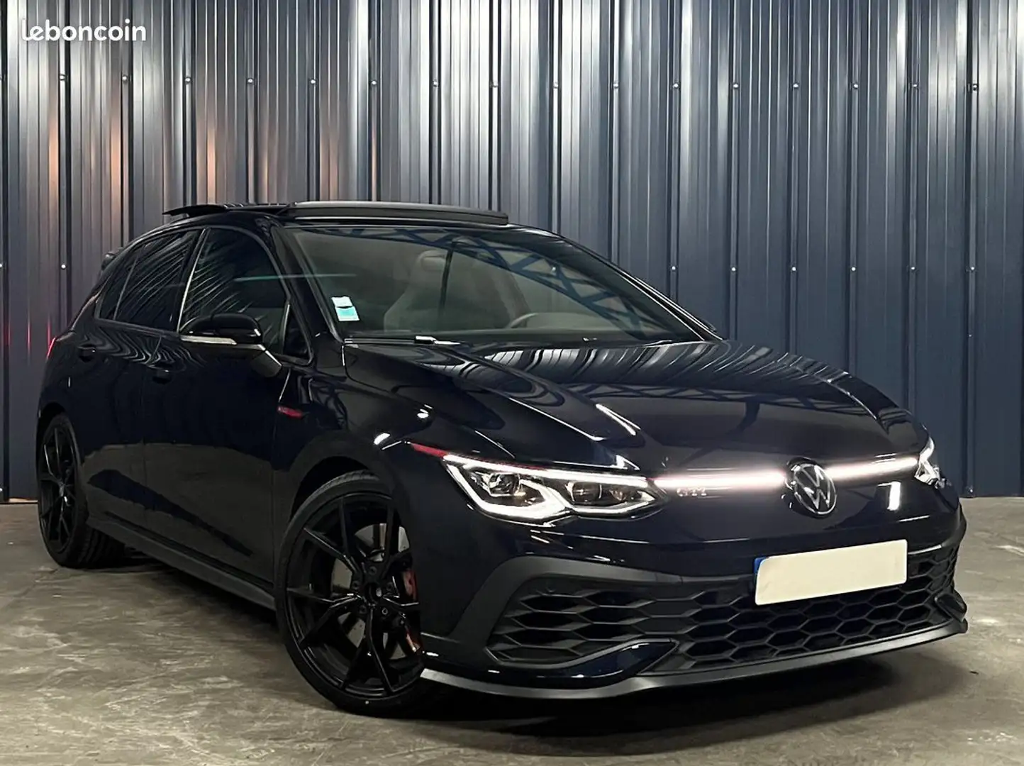 Volkswagen Golf 8 GTI Clubsport 2.0 TSI 300ch Garantie 1 AN Toit ouvrant panoramique Caméra Virtual cockpit - 1