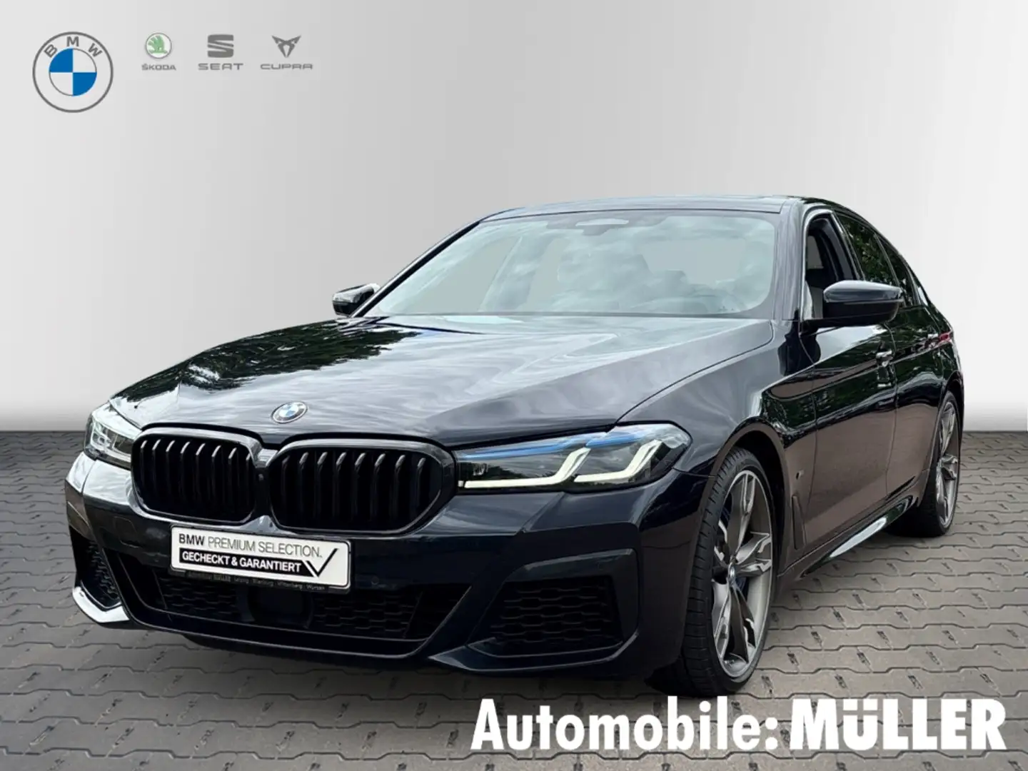 BMW 550 i xDrive Park-Assistent Sportpaket HUD AD Navi Led Schwarz - 1