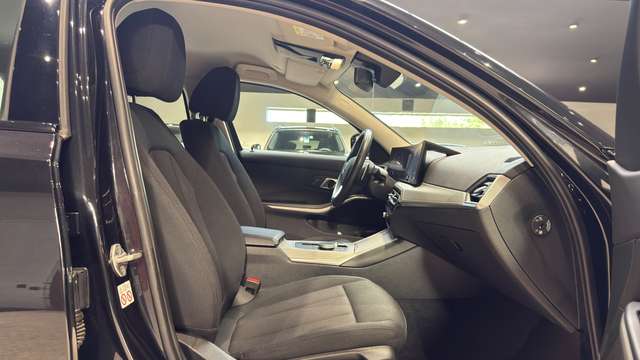BMW 316 — photo 13