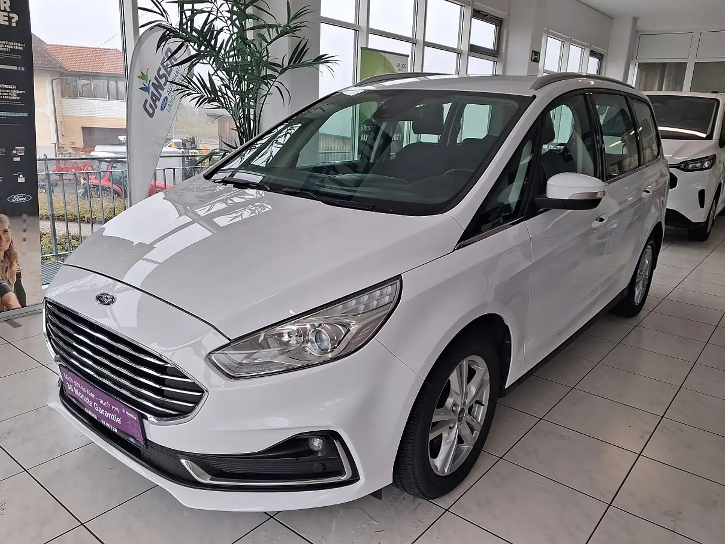 Ford Galaxy 2,0 EcoBlue SCR Titanium Aut. Weiß - 1