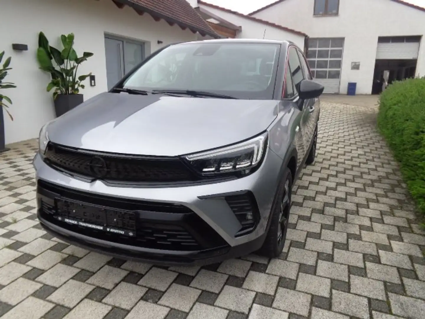 Opel Crossland X GS Line Grau - 2