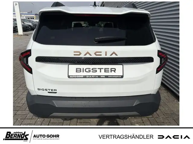 Dacia Bigster view 5