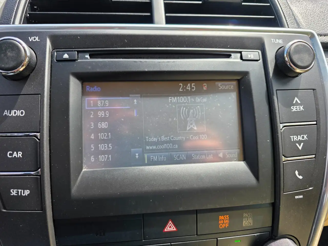 Toyota Camry снимка Toyota Camry