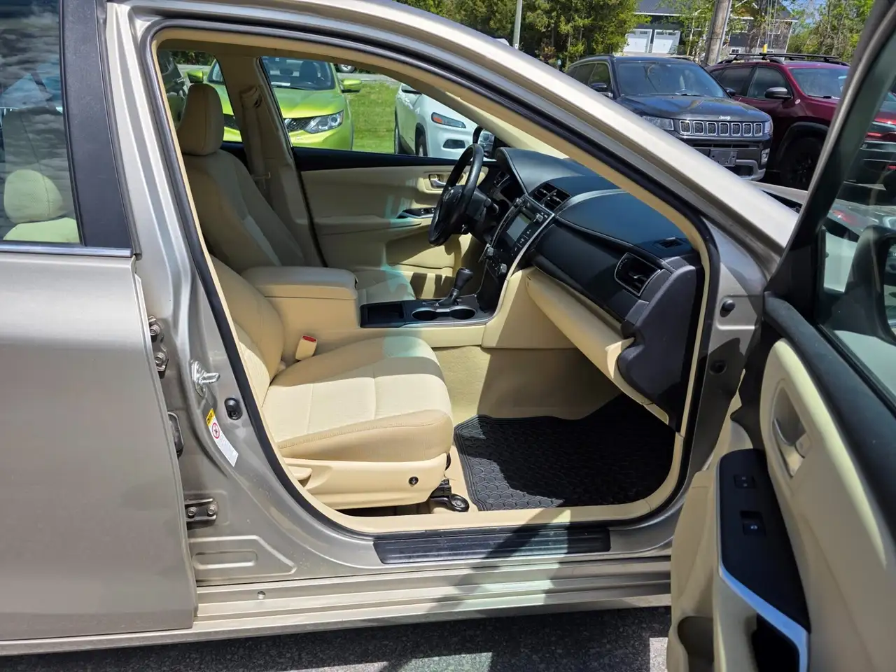 Toyota Camry снимка Toyota Camry