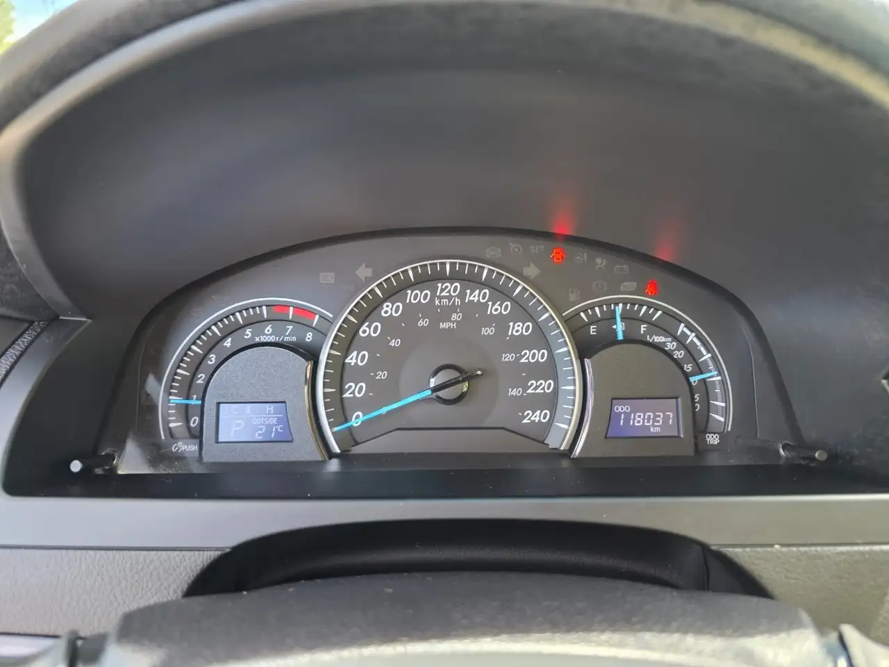 Toyota Camry снимка Toyota Camry