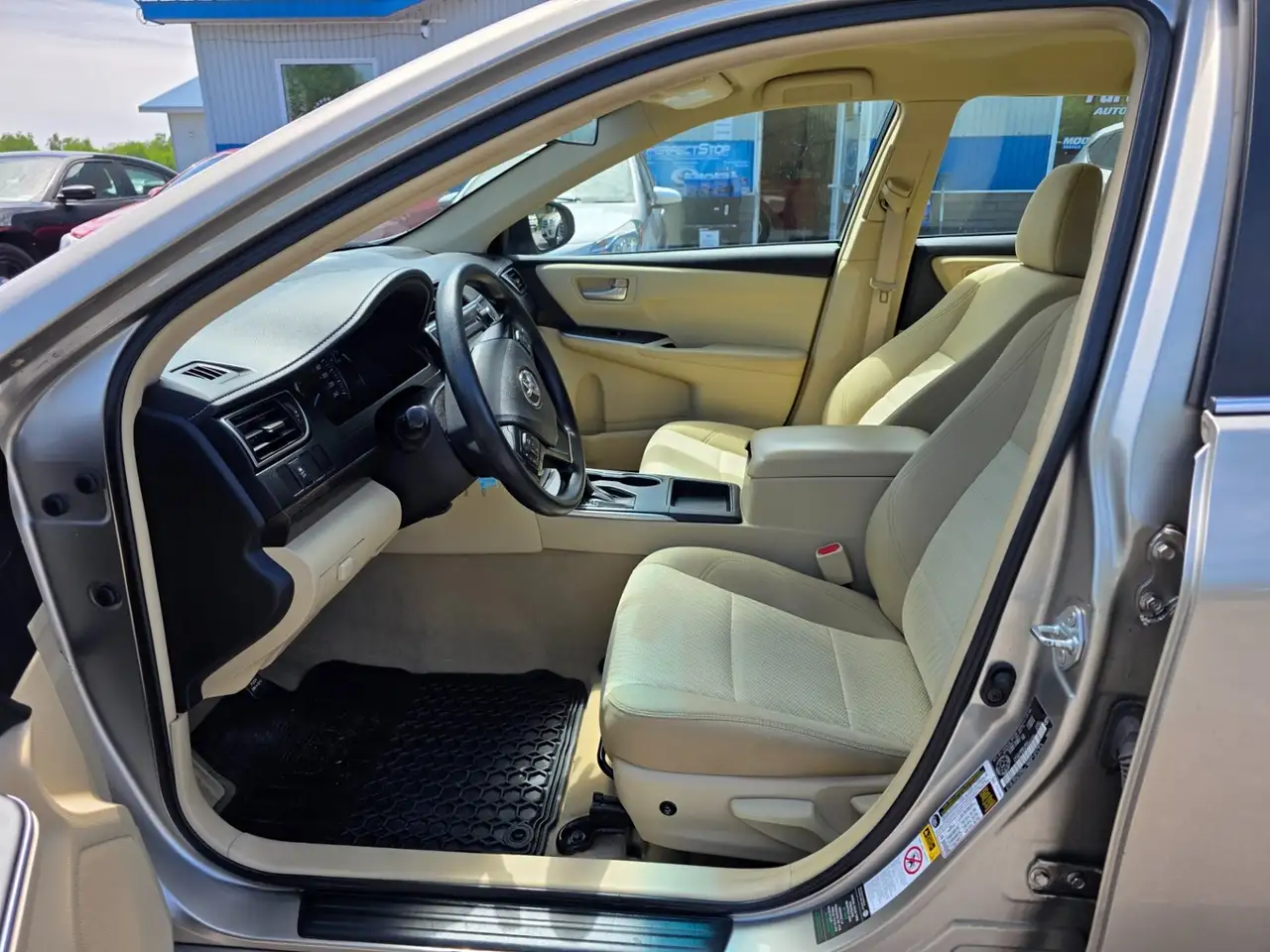Toyota Camry снимка Toyota Camry