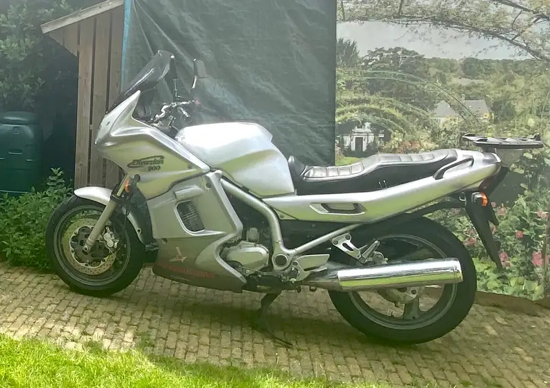 Yamaha XJ 900 - foto 2