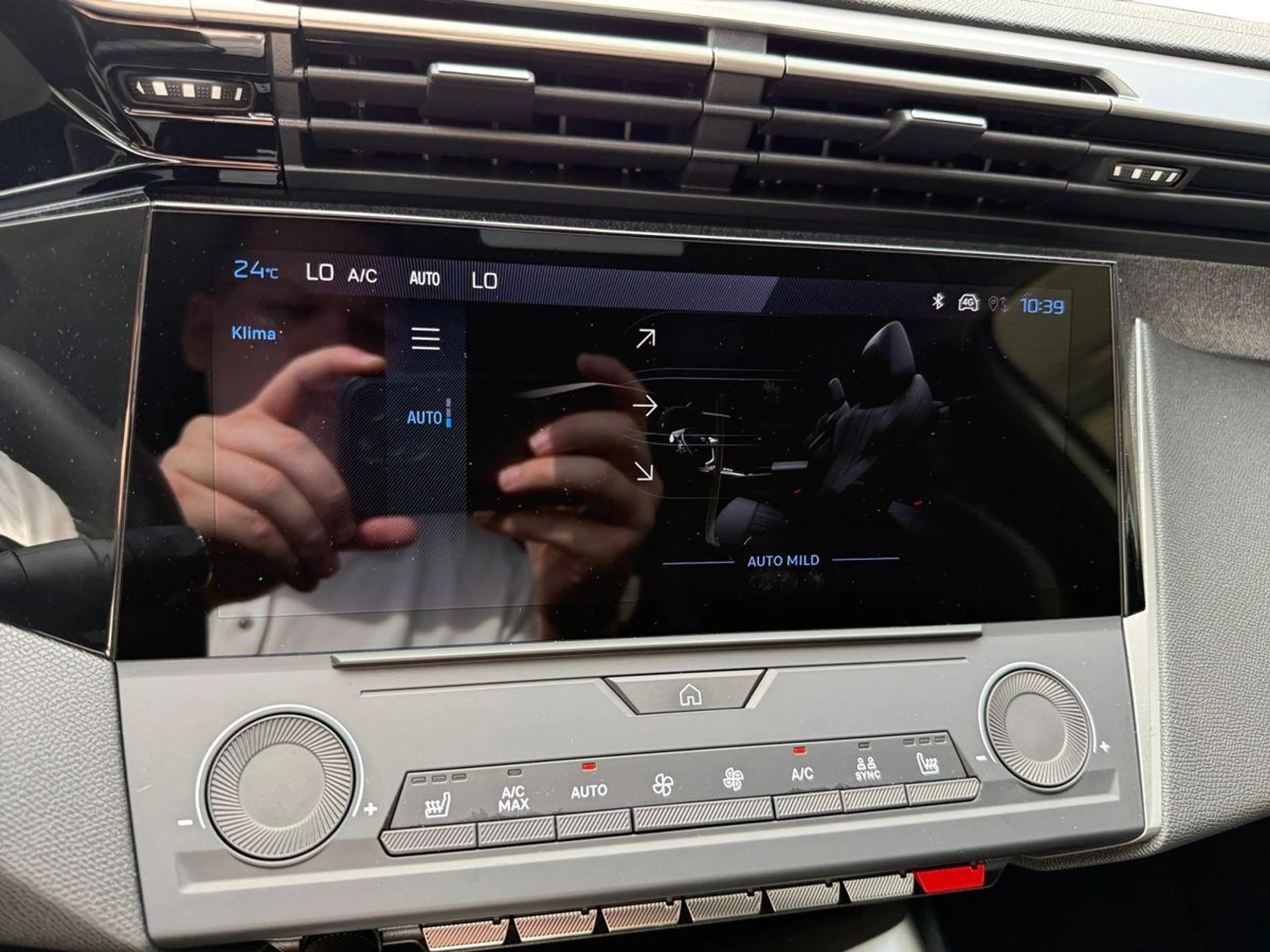 Peugeot 408 Hybrid 145 Allure CARPLAY*TEILLEDER*LM — photo 13