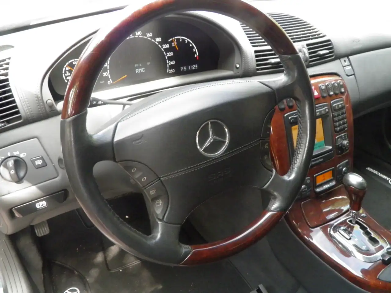Mercedes-Benz CL 600, foto 8
