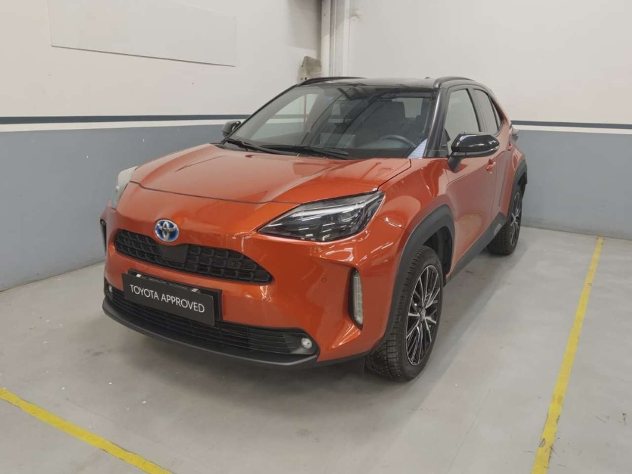 Toyota Yaris Cross 1.5 H Orange Edition