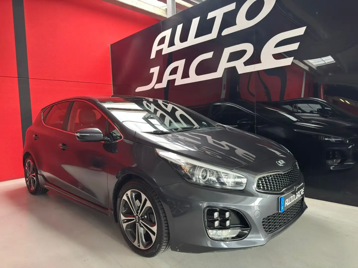 Kia Ceed / cee'd 1.6CRDI VGT GT Line 136 Gris - 1