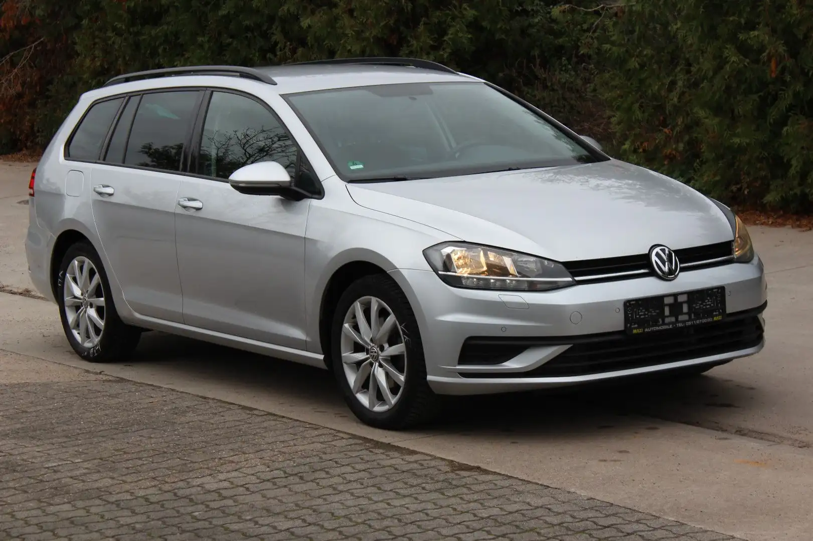 Volkswagen Golf VII Variant Trendline BMT/Start-Stopp Silber - 1
