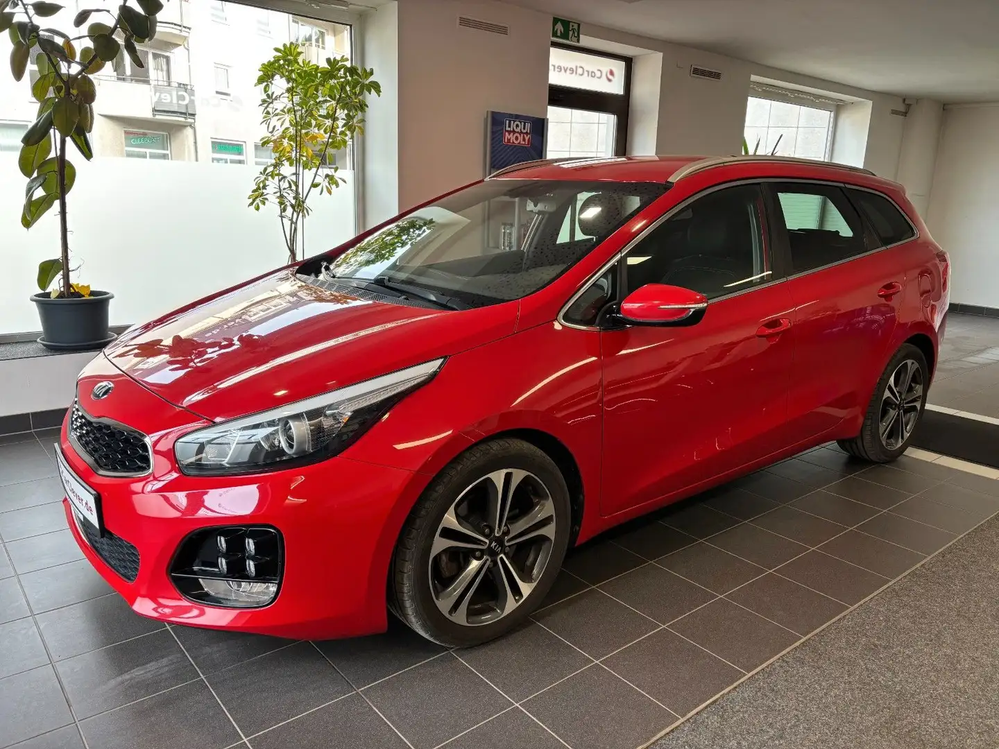 Kia Ceed SW / cee'd SW GT-Line / Klima / Navi / Garantie Rot - 1
