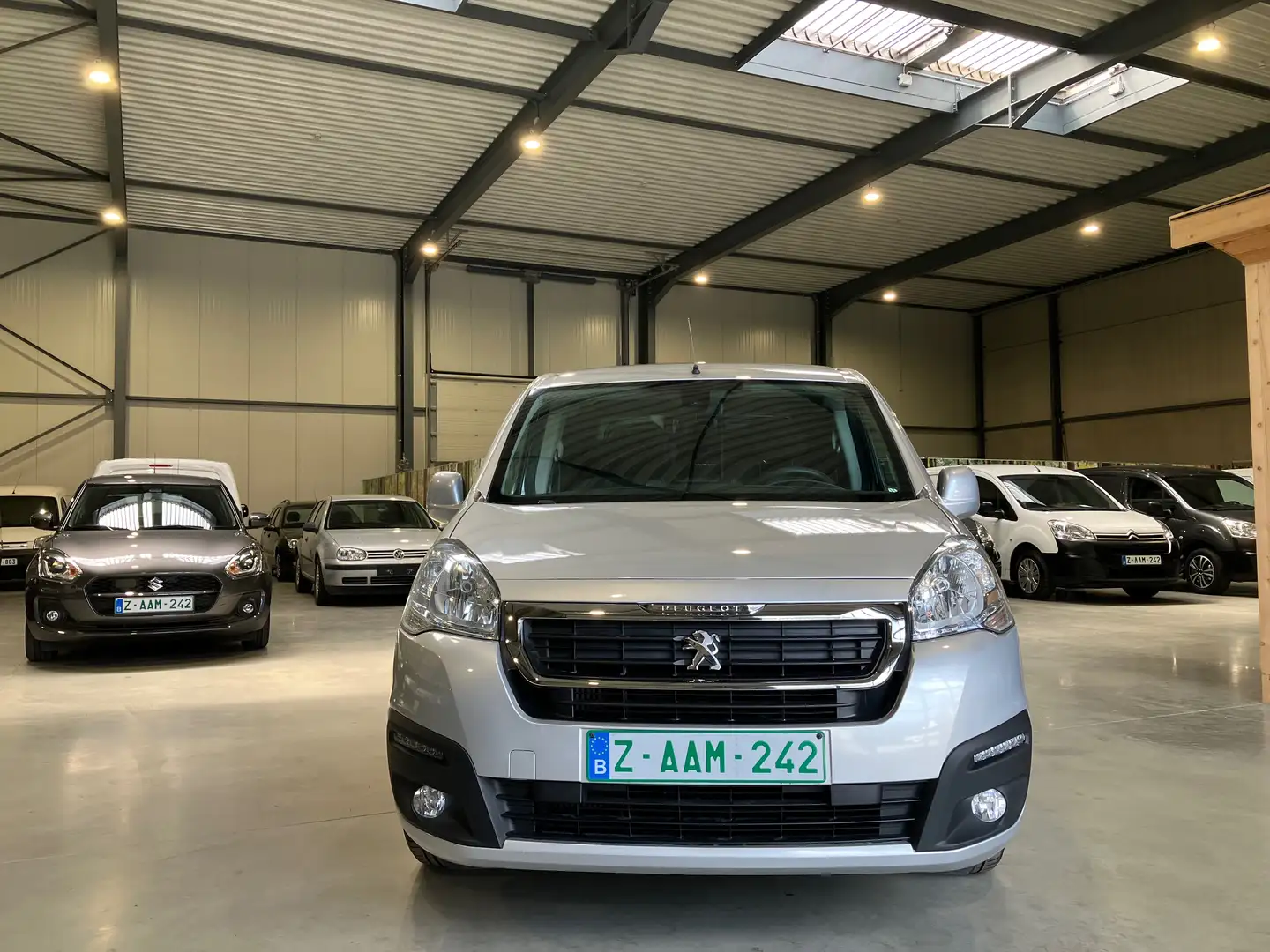 Peugeot Partner 1,6 HDI Airco 1 Eig 12M omniumgarantie 10.289+BTW Argent - 2