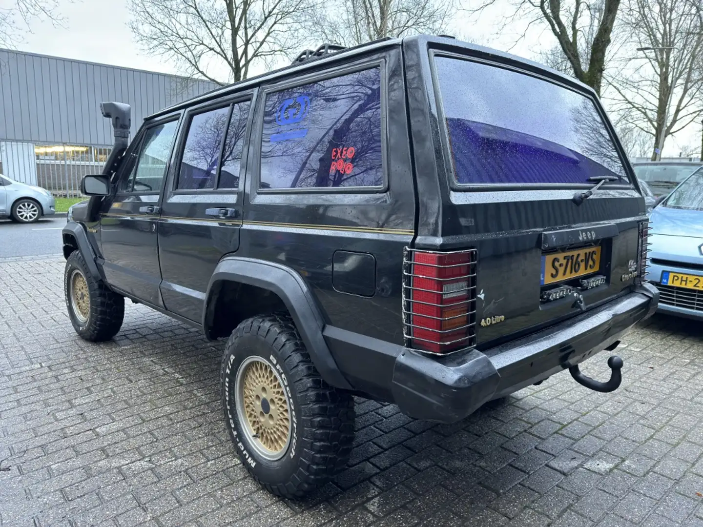 Jeep Cherokee 4.0 Limited 4x4 Automaat/Leer/Airco. Schwarz - 2