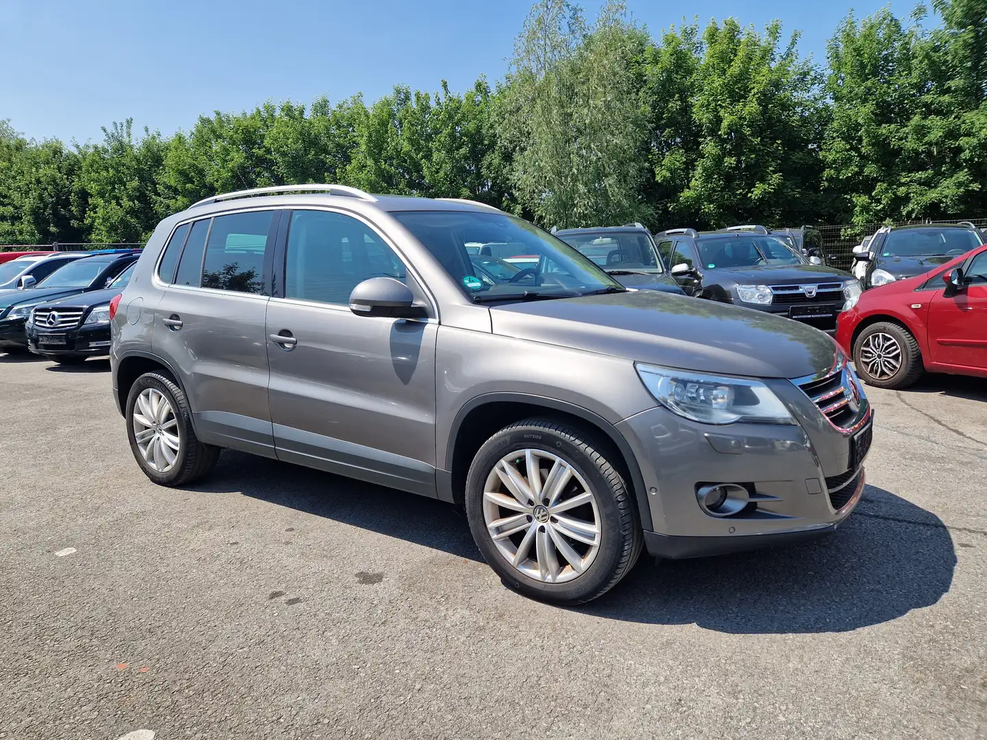 Volkswagen Tiguan Sport Grijs - 1