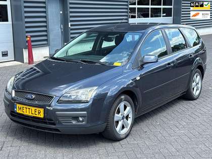 Ford Focus Wagon 1.6-16V Futura , Airco , Cruise control , Na
