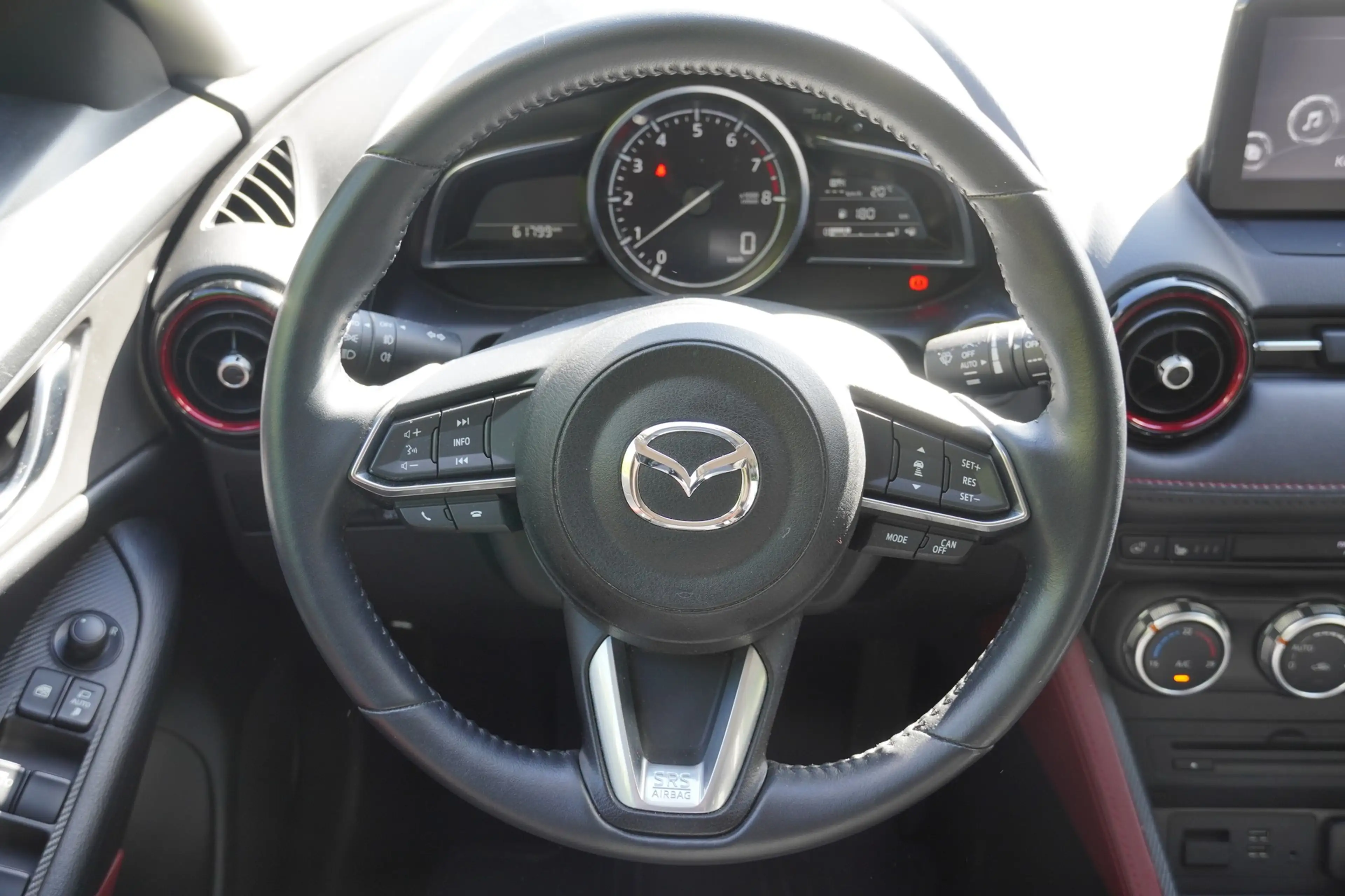 Mazda CX-3 2.0 Sports-Line Head-Up ACC Navi Totwinkel — photo 15