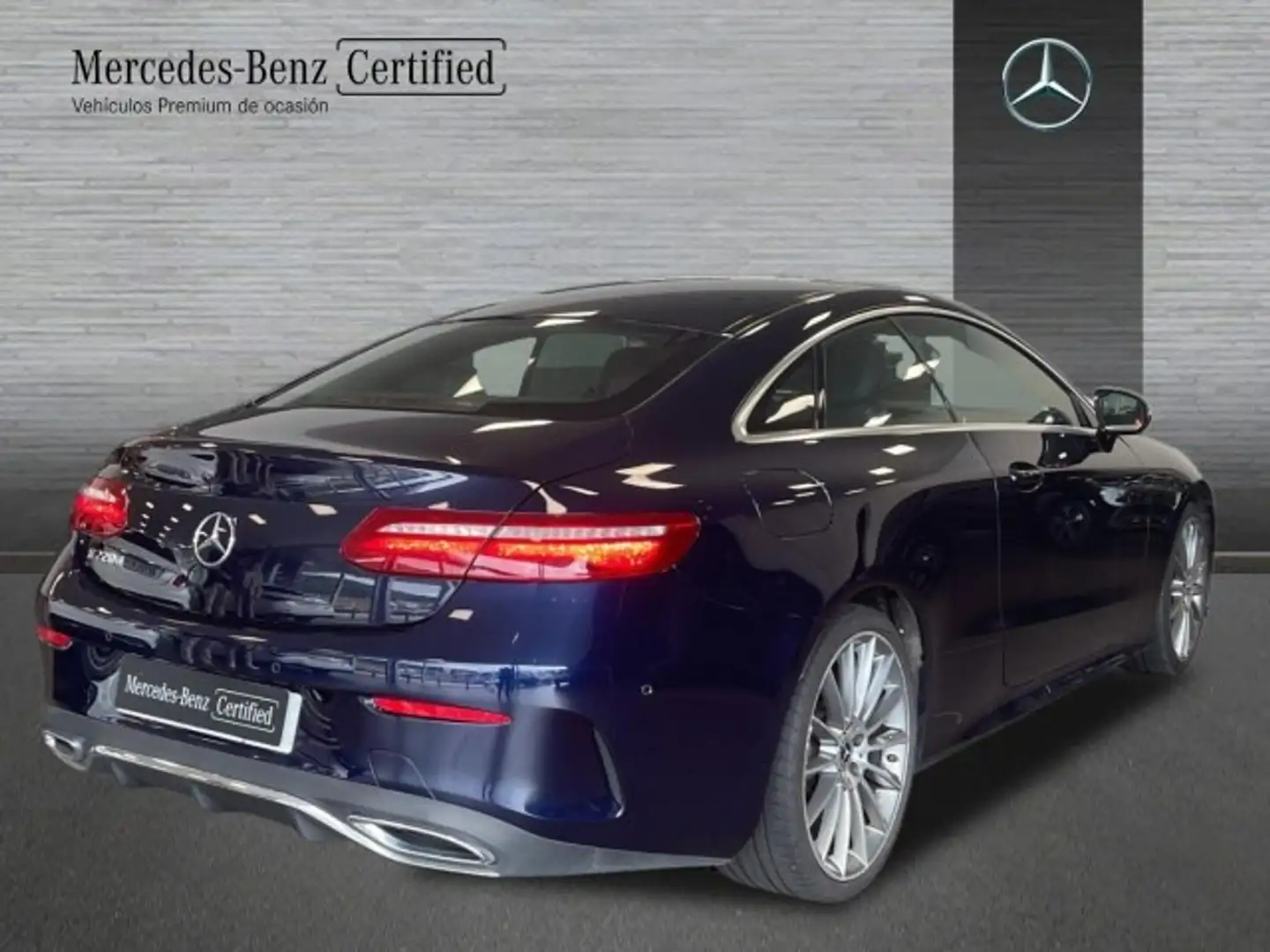 Mercedes-Benz E 220 d Coupe AMG Line (EURO 6d-TEMP) - 2