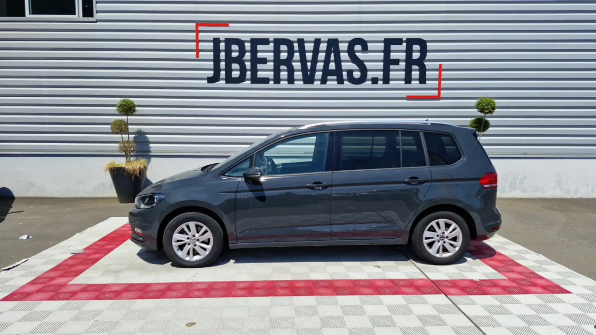 Volkswagen Touran 2.0 TDI 115 5PL LOUNGE - 1