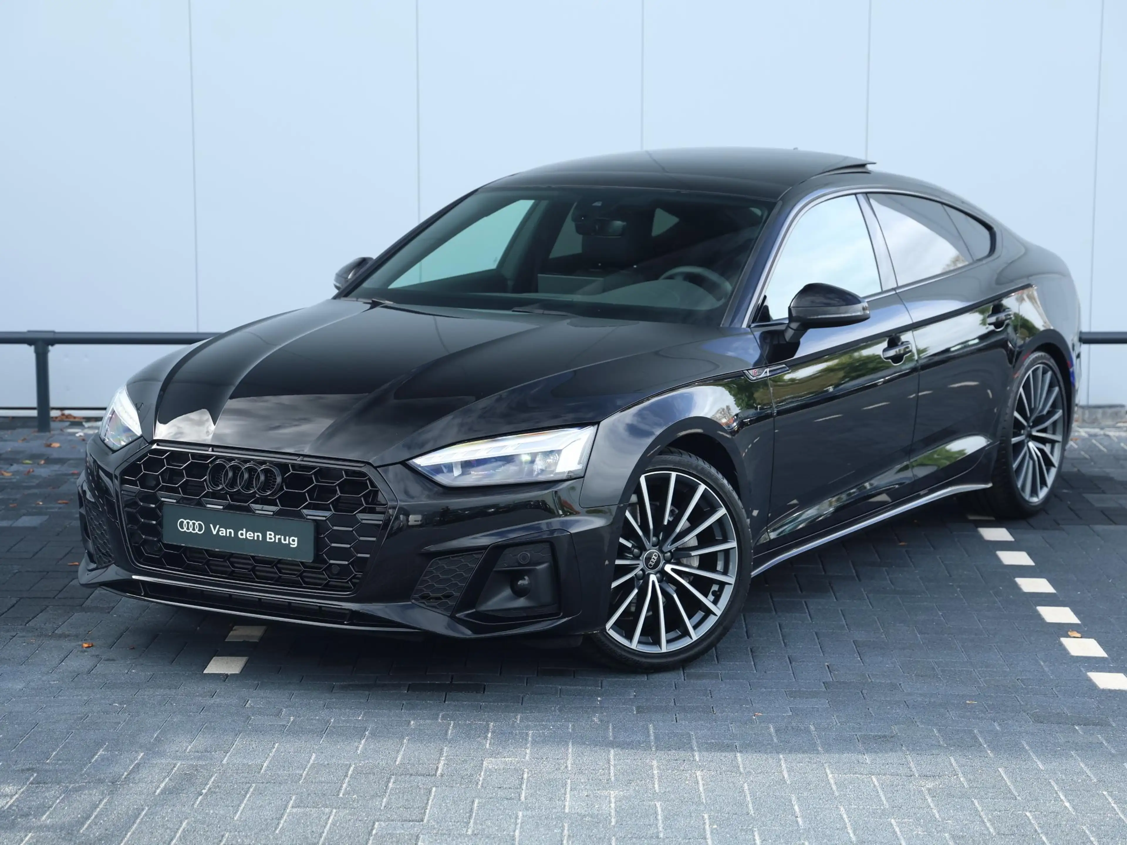 Audi A5 Sportback 40 TFSI S edition Competition | Matrix L — photo 10