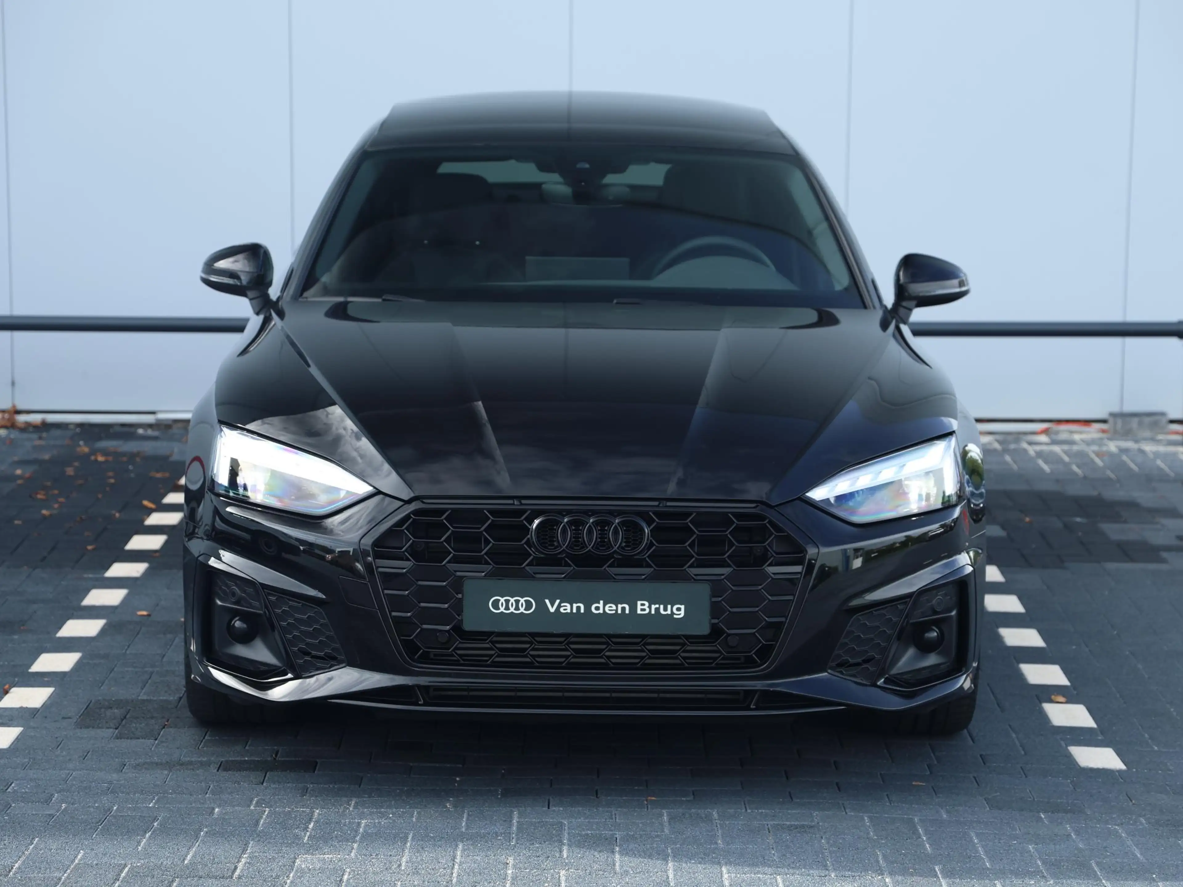Audi A5 Sportback 40 TFSI S edition Competition | Matrix L — photo 4