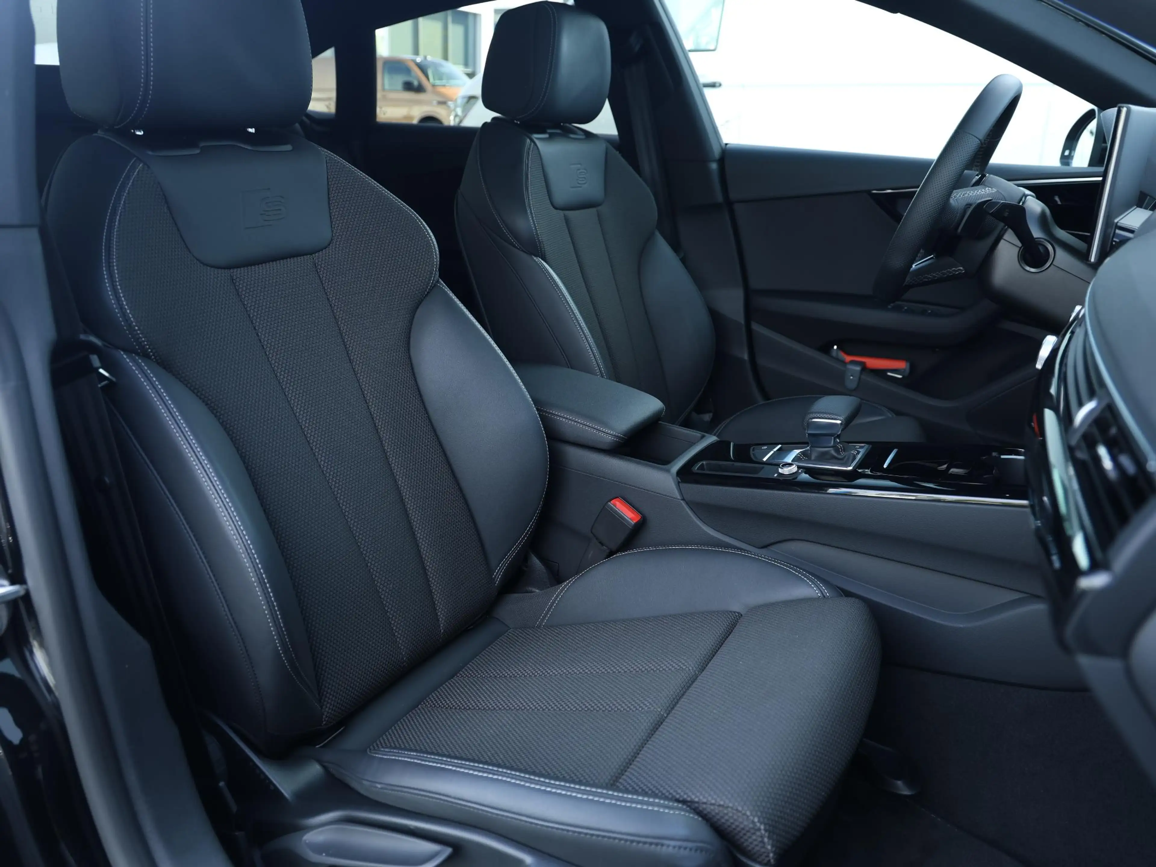 Audi A5 Sportback 40 TFSI S edition Competition | Matrix L — photo 8