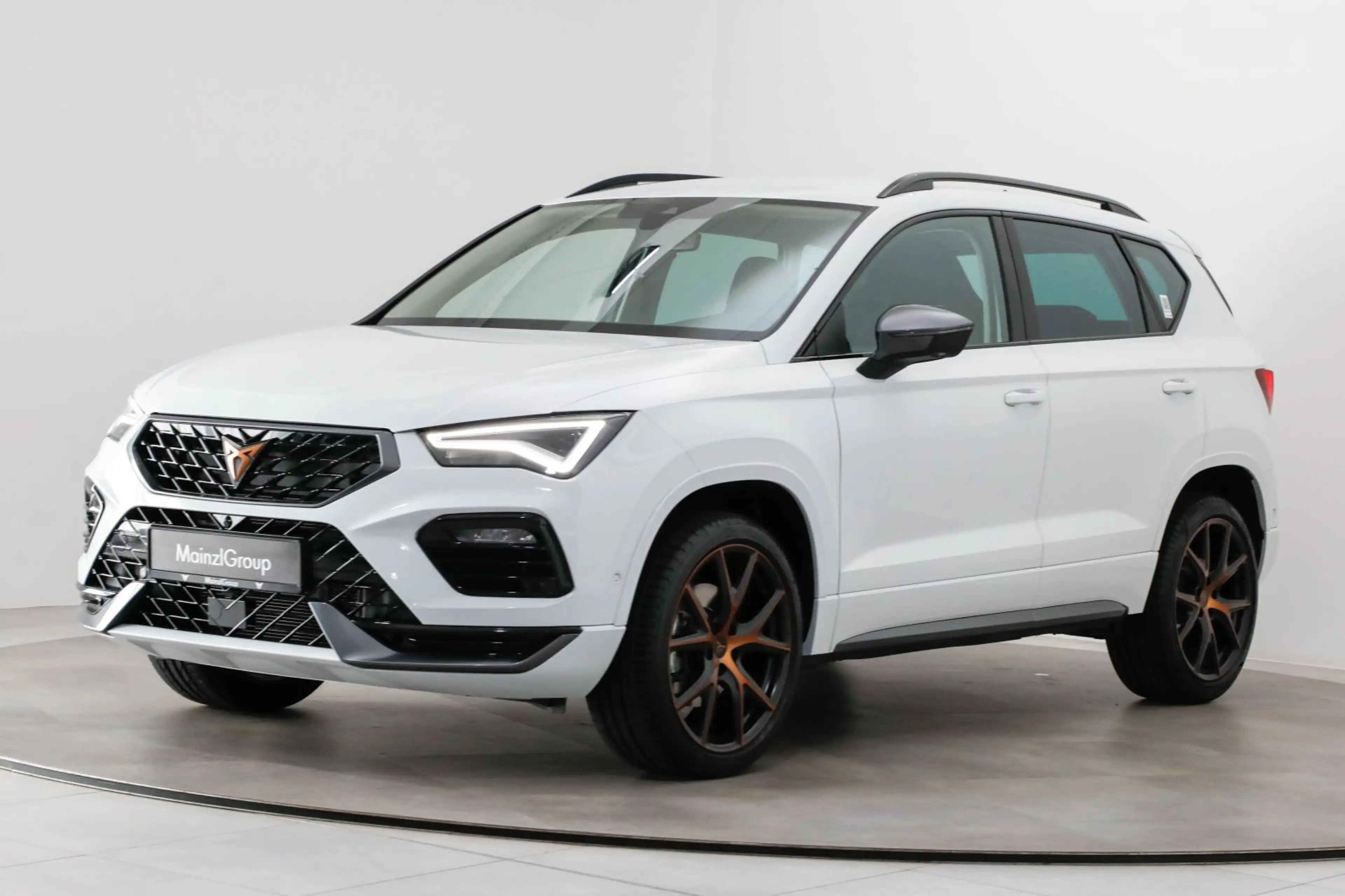CUPRA Ateca 1.5 TSI DSG SHZ AHK ACC SHZ Kamera — photo 2