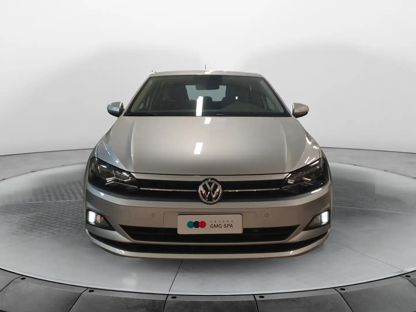 Volkswagen Polo VI 2017 5p 1.0 tsi Comfortline 95cv dsg Grigio - 2