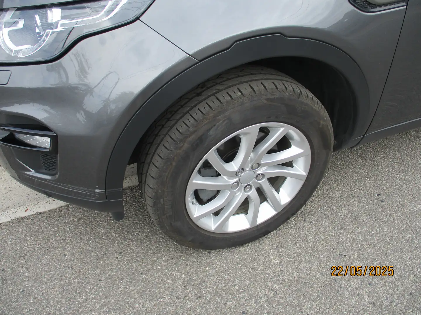 Land Rover Discovery Sport Discovery Sport TD4 Aut. SE Gris - 2