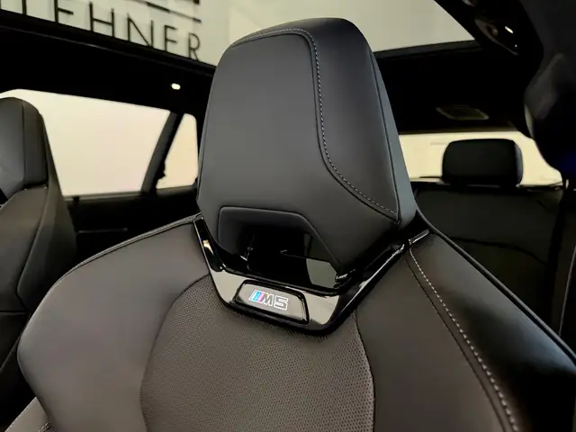 BMW M5 Touring,FrozenMatt,AHK,Panorama,B&W,Leasing,neu Ansicht 16