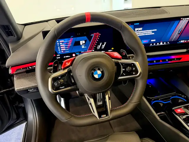 BMW M5 Touring,FrozenMatt,AHK,Panorama,B&W,Leasing,neu Ansicht 45