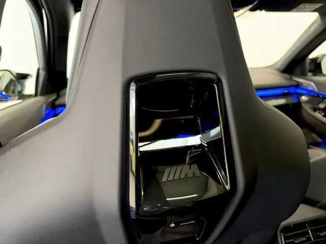 BMW M5 Touring,FrozenMatt,AHK,Panorama,B&W,Leasing,neu Ansicht 27