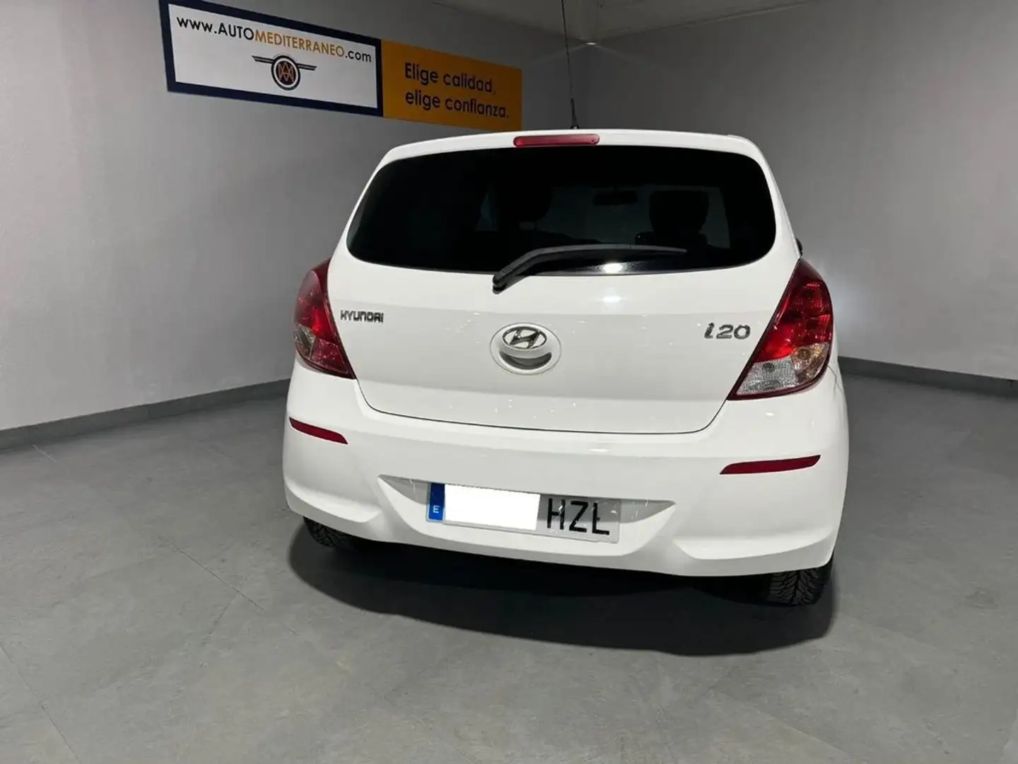 Hyundai i20 1.2 MPI Essence Blanco - 2