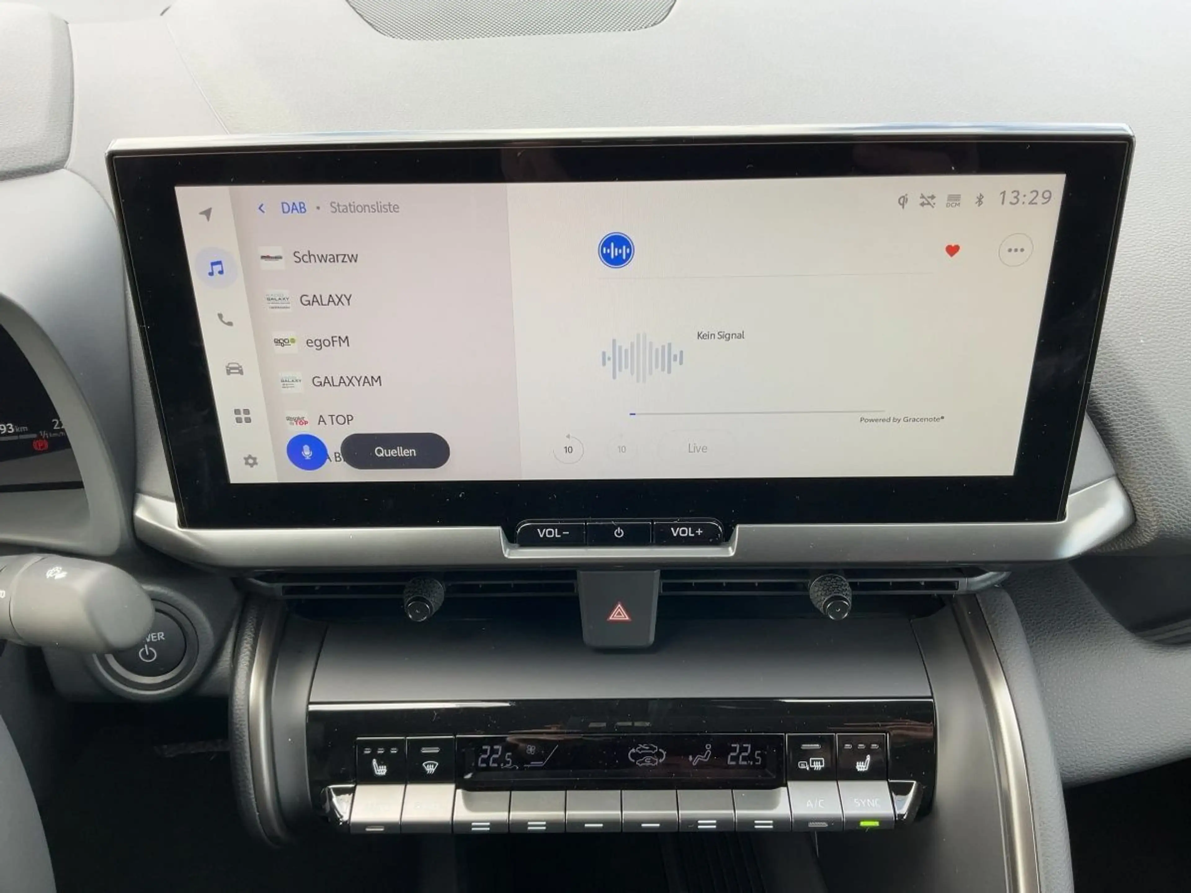 Toyota C-HR Teamplayer Plug-In inkl. Technik Paket — photo 11