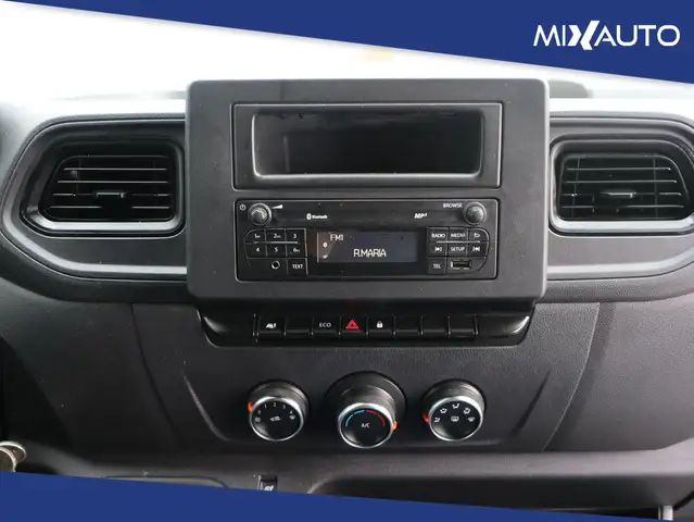 Renault Master view 14