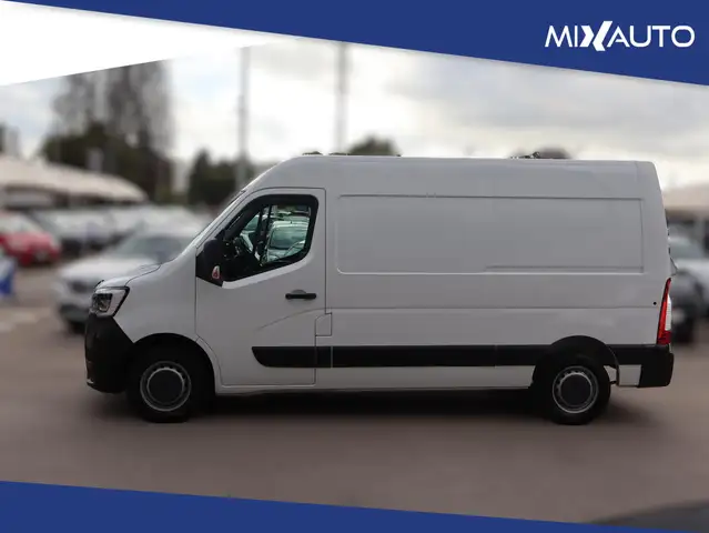 Renault Master view 6