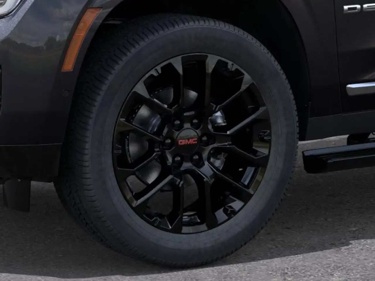 GMC Yukon снимка GMC Yukon
