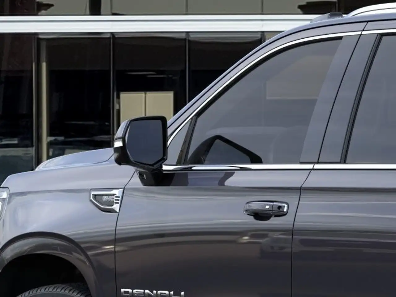 GMC Yukon снимка GMC Yukon